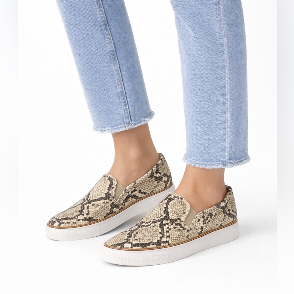 [Steve Madden] Jalia Snake Skin Slip-On Sneakers